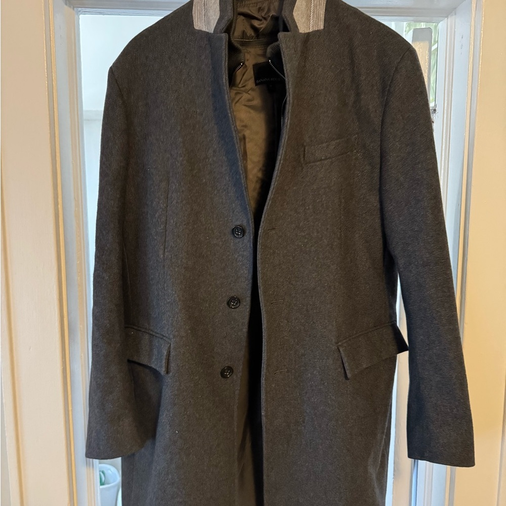 Men's Gray Coat
